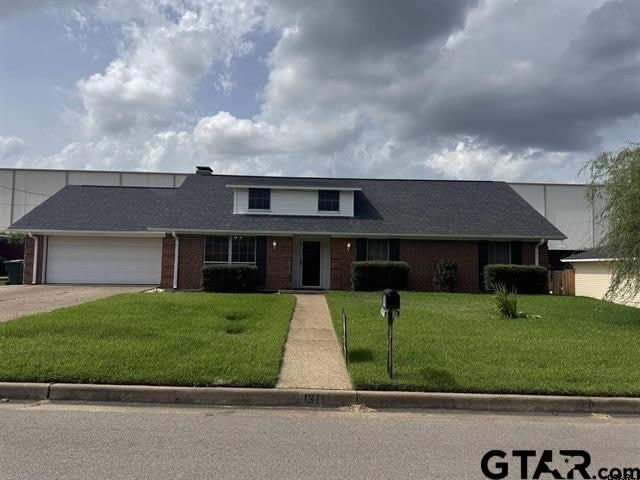 1311 Larkspur – photo 1
