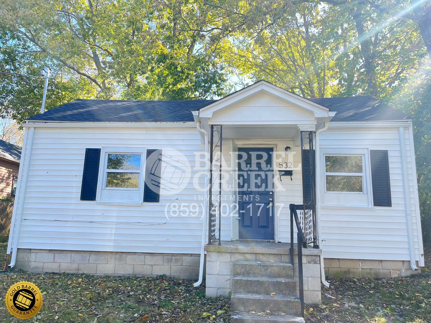 2-Bed 1-Bath House – photo 1 of 9