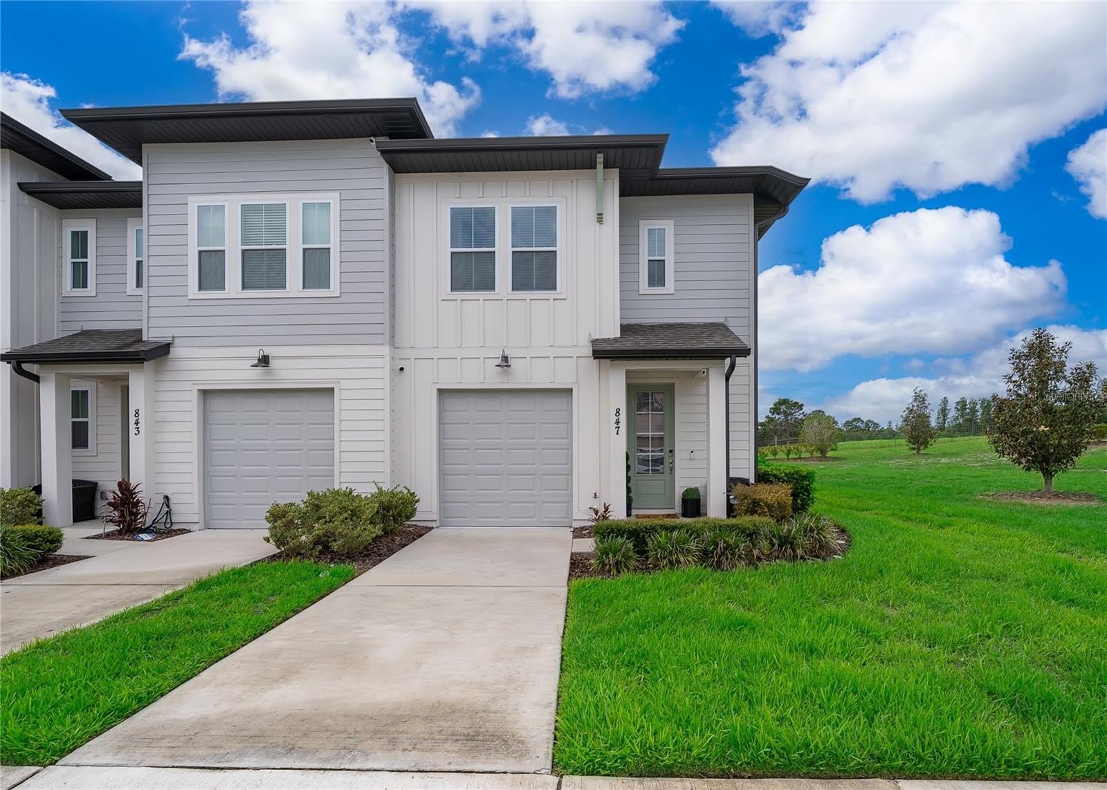 847 LONGBOAT Drive – photo 1