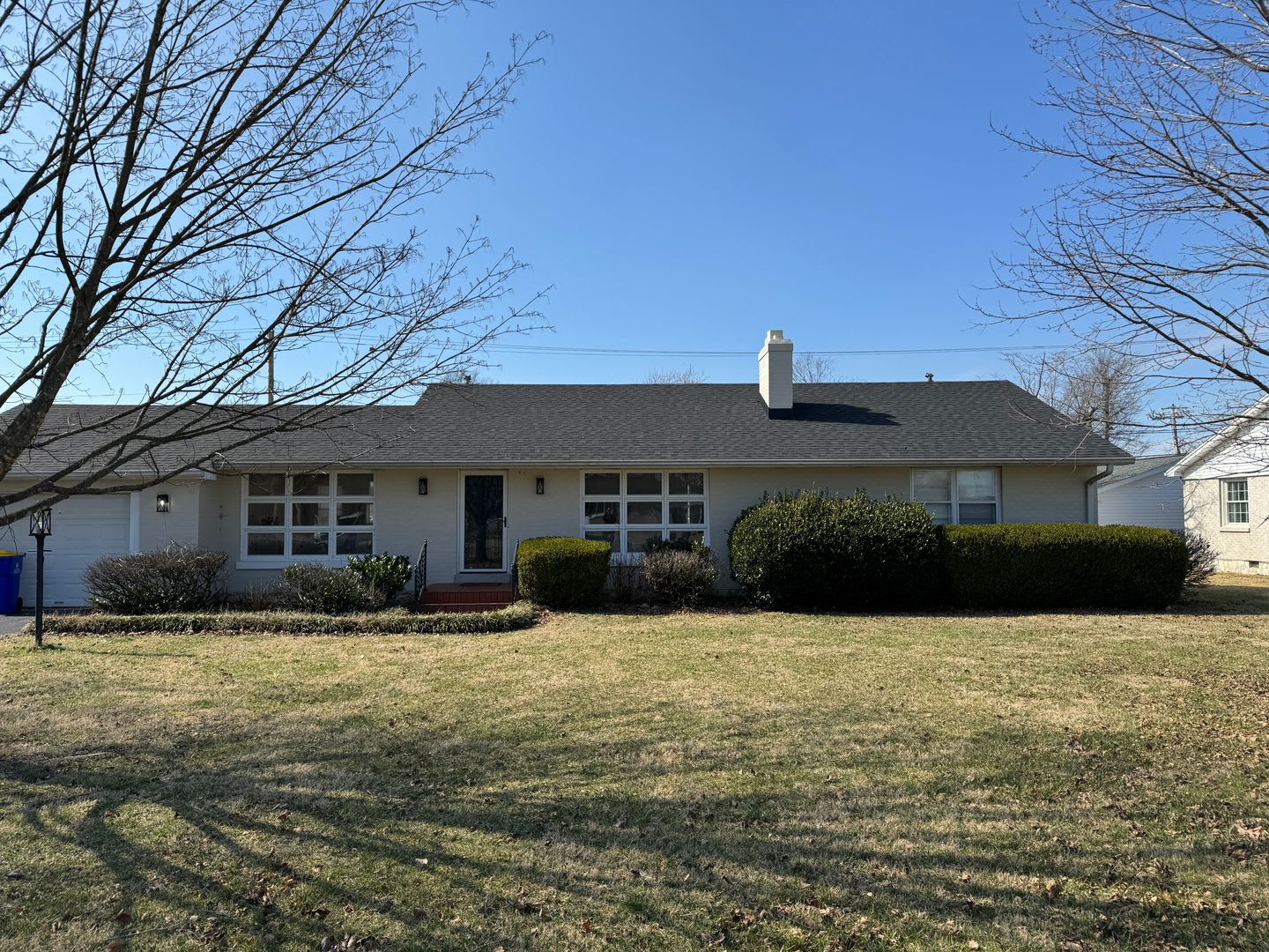705 Hampton Drive – photo 1