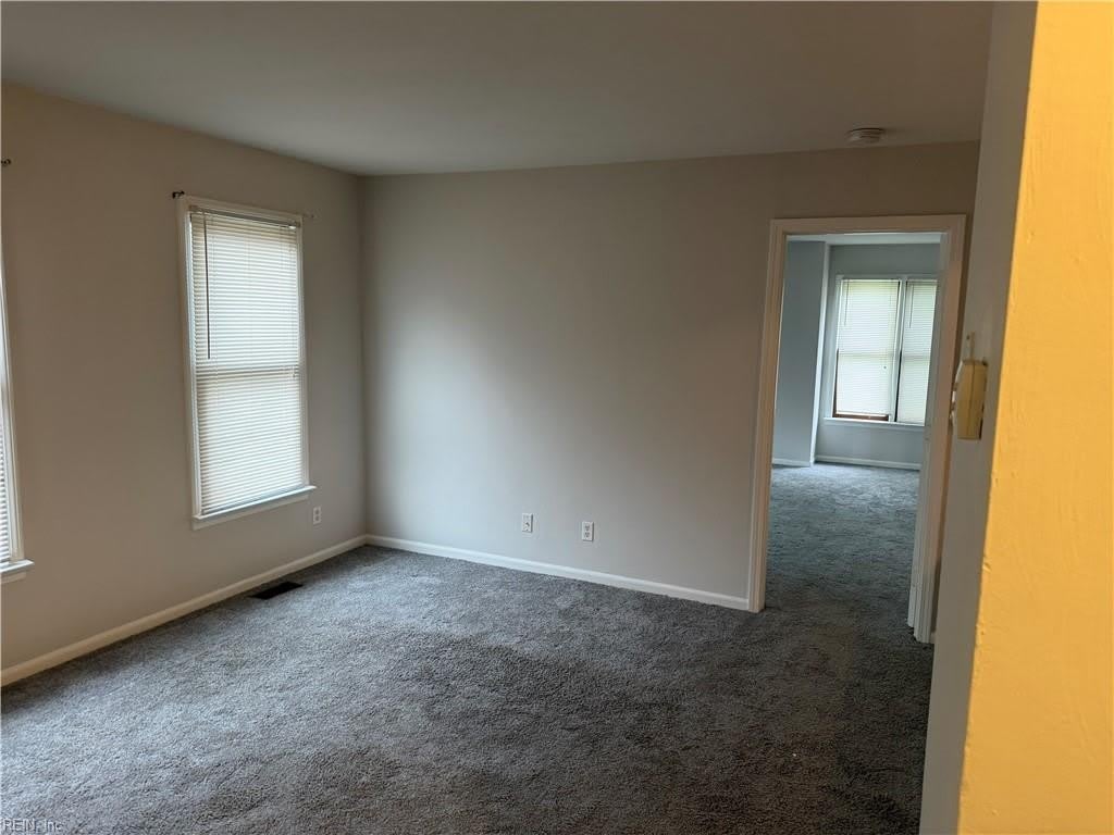 454 Florida Avenue – photo 1 of 7