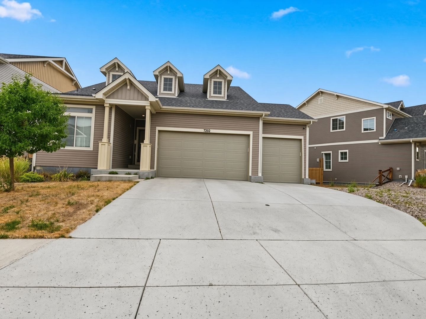 Beautiful 4 Bed, 3 Bath Ranch in Banning Lewis Ranch – photo 1
