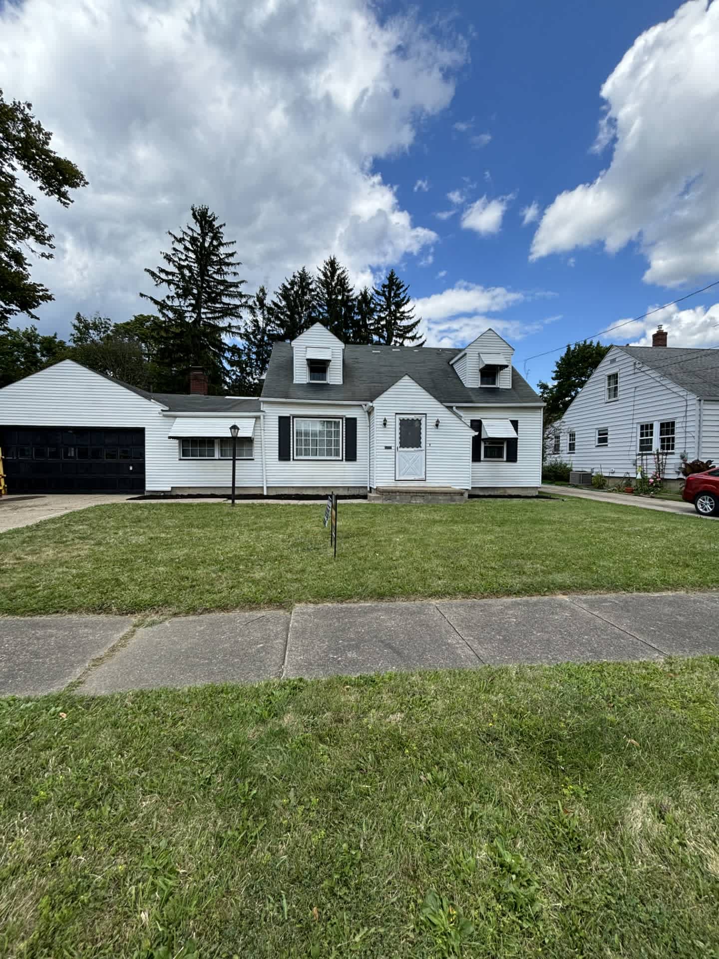 412 Joan Avenue Southeast – photo 1