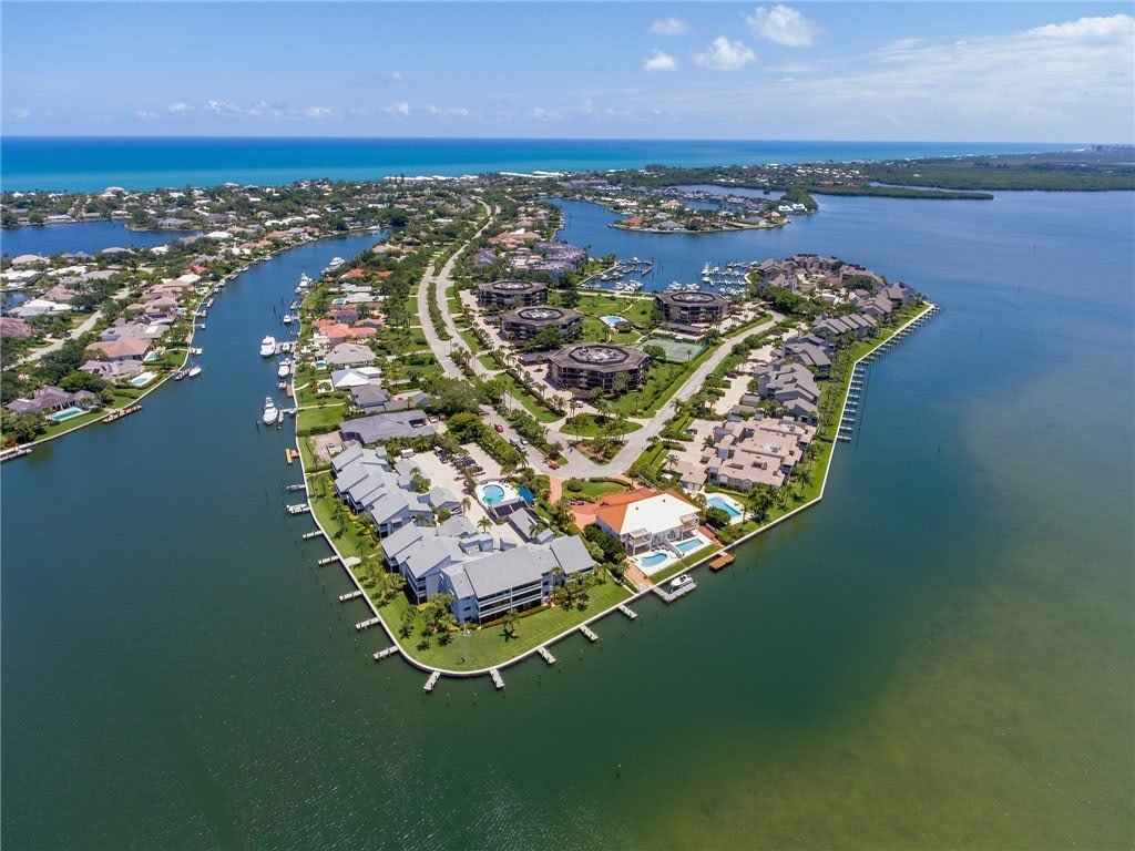 1880 Bay Road – photo 1 of 36