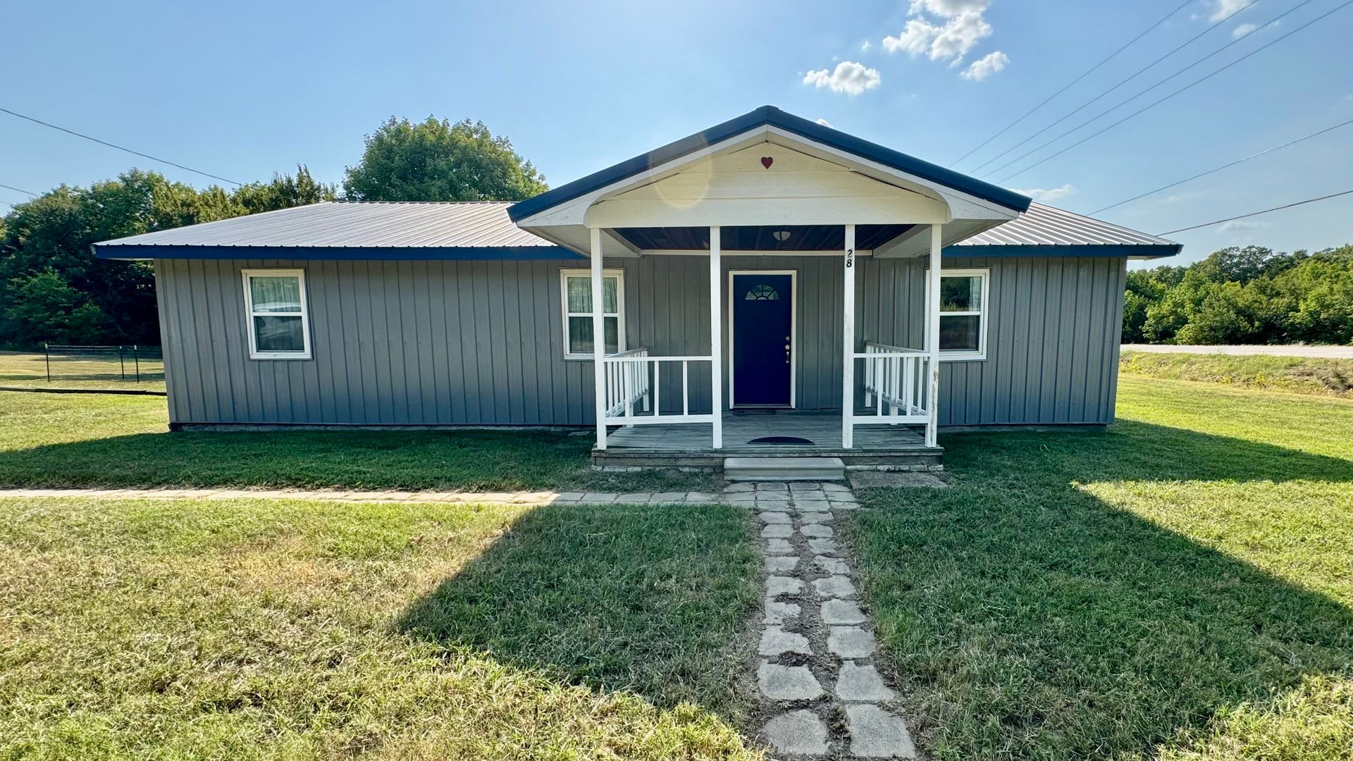 Escape to the Country – 3BR Home on 2.5 Acres – photo 1 of 18