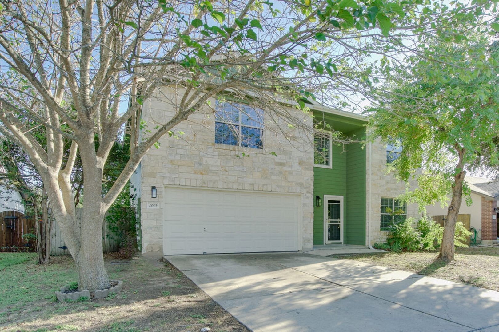 2005 Whistling Way Taylor, TX 76574 – photo 1 of 20