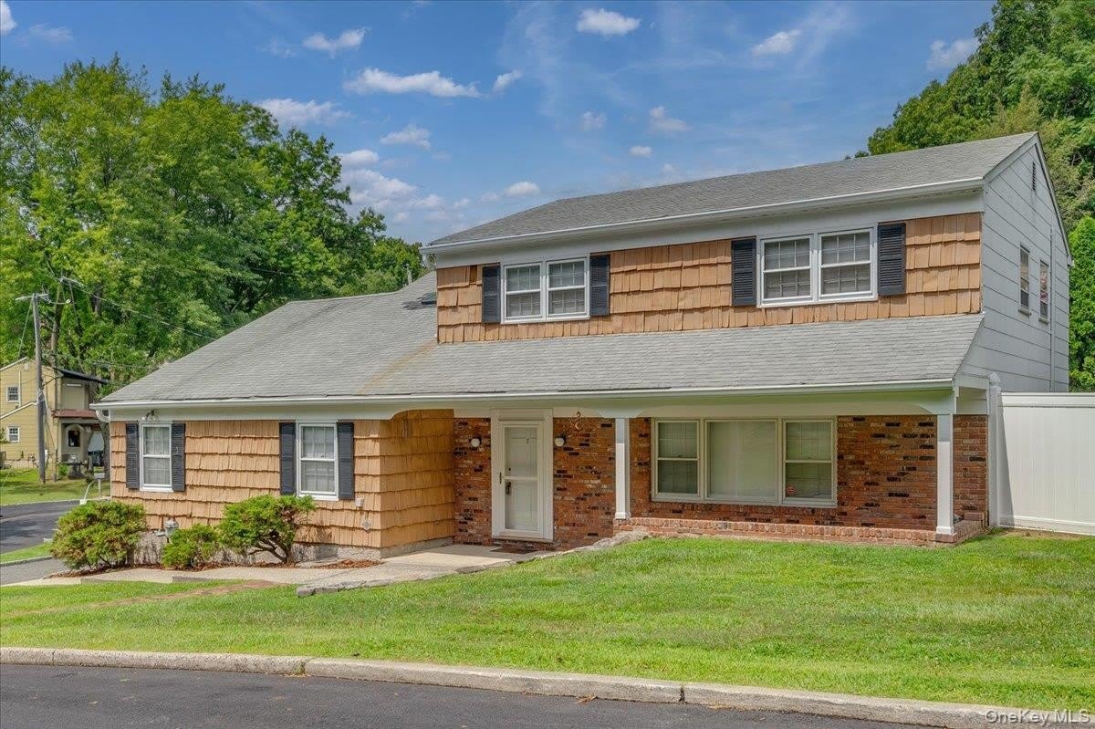 7 Shaw Lane – photo 1