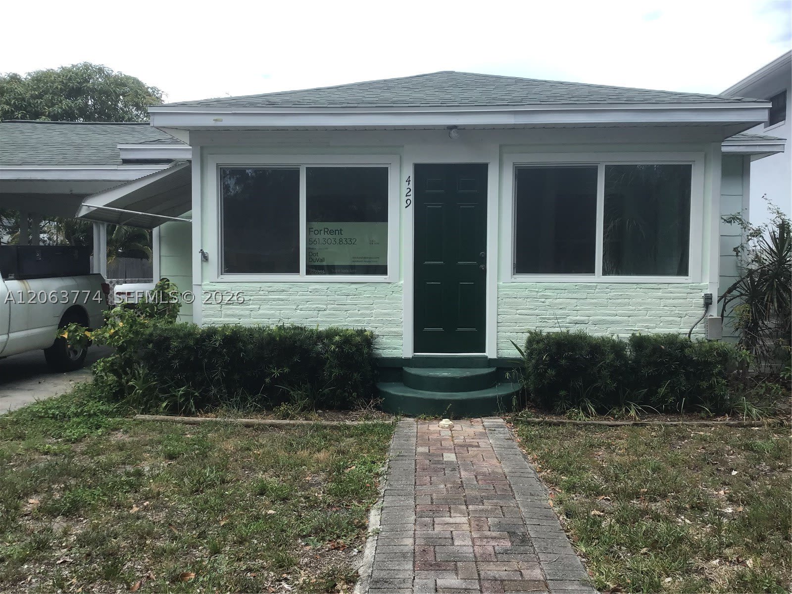 429 49th St – photo 1