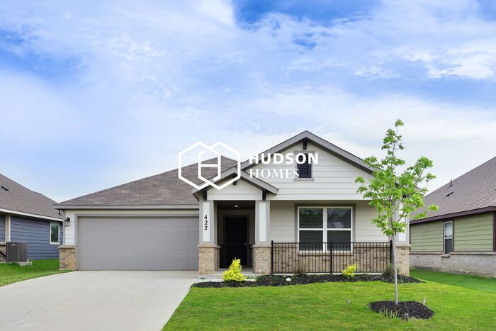422 Rose Avenue – photo 1
