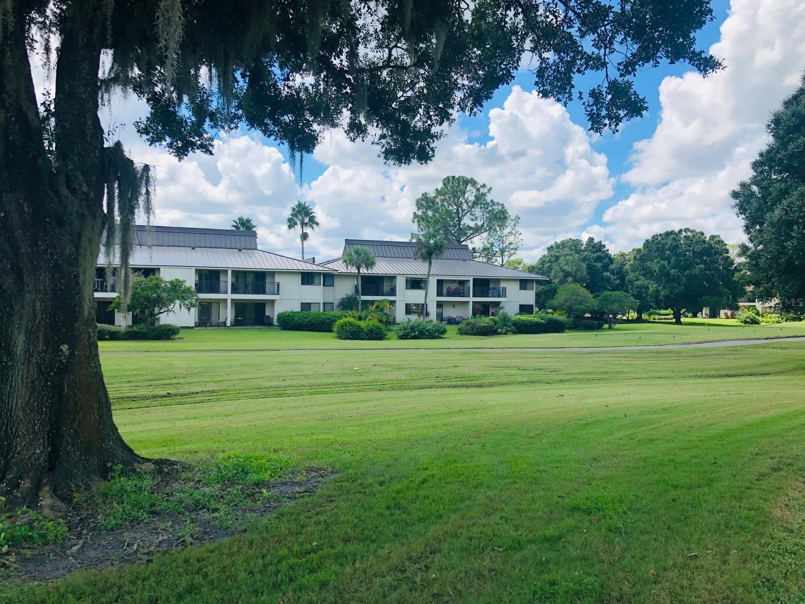 29129 BAY HOLLOW Drive – photo 1