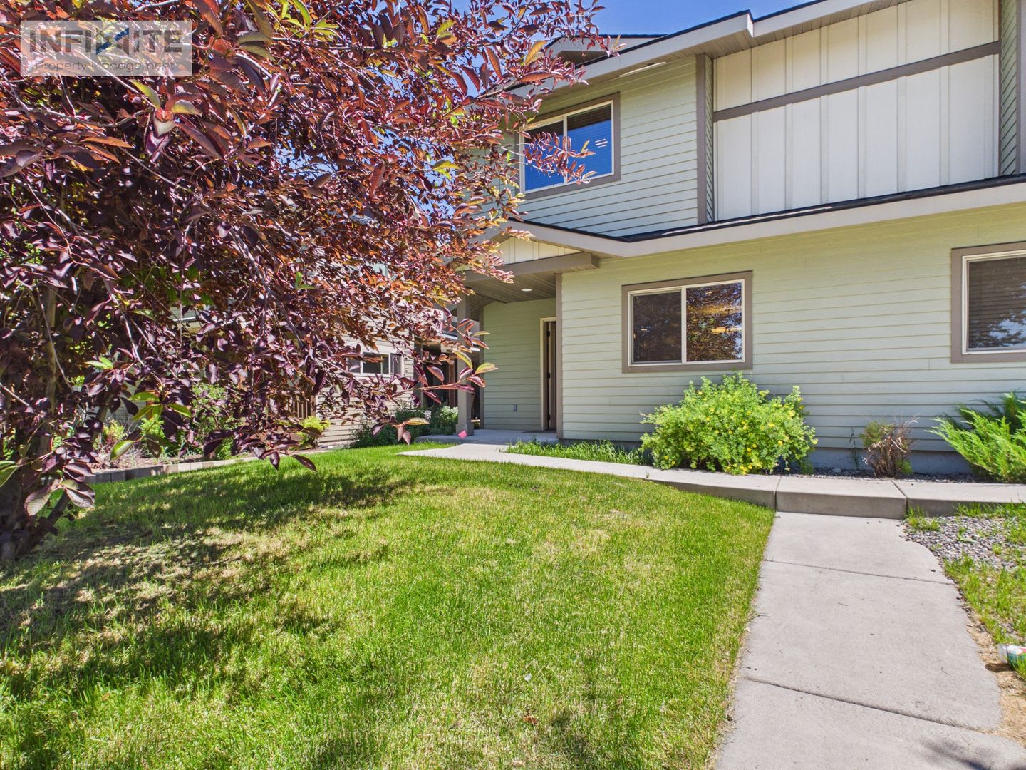 3 Bedroom End Unit Condo in Bozeman – photo 1