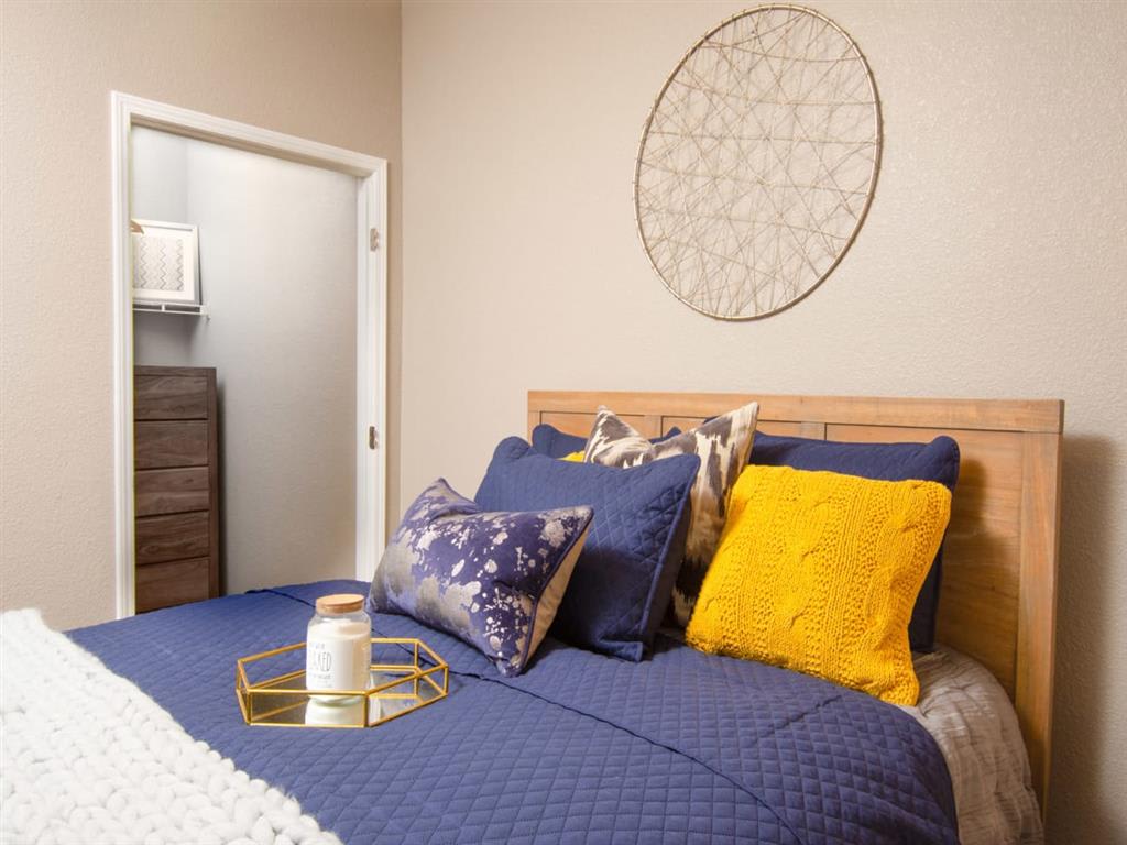 Park Crossing Apartments – photo 1