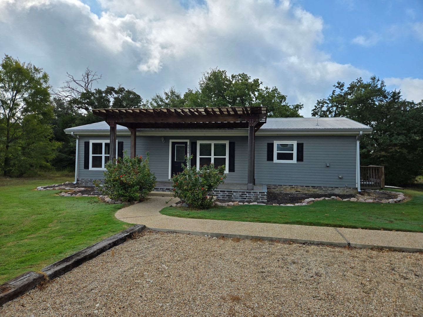 College Station (Karnes City Cottages) – photo 1 of 26