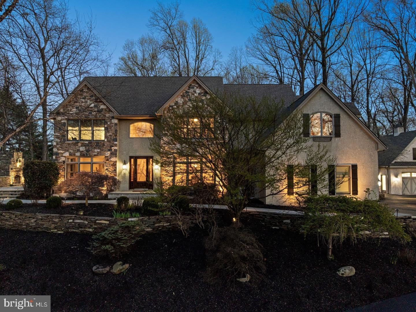 1714 HICKORY HILL Road – photo 1