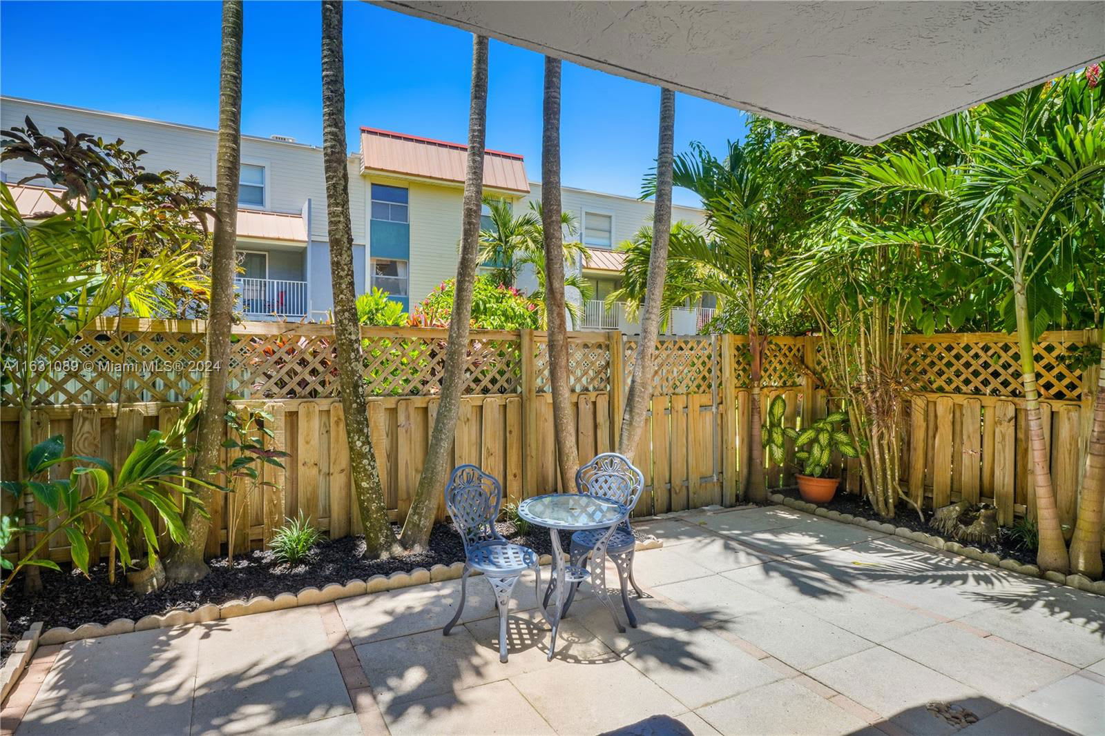 4600 Southwest 67th Avenue – photo 1