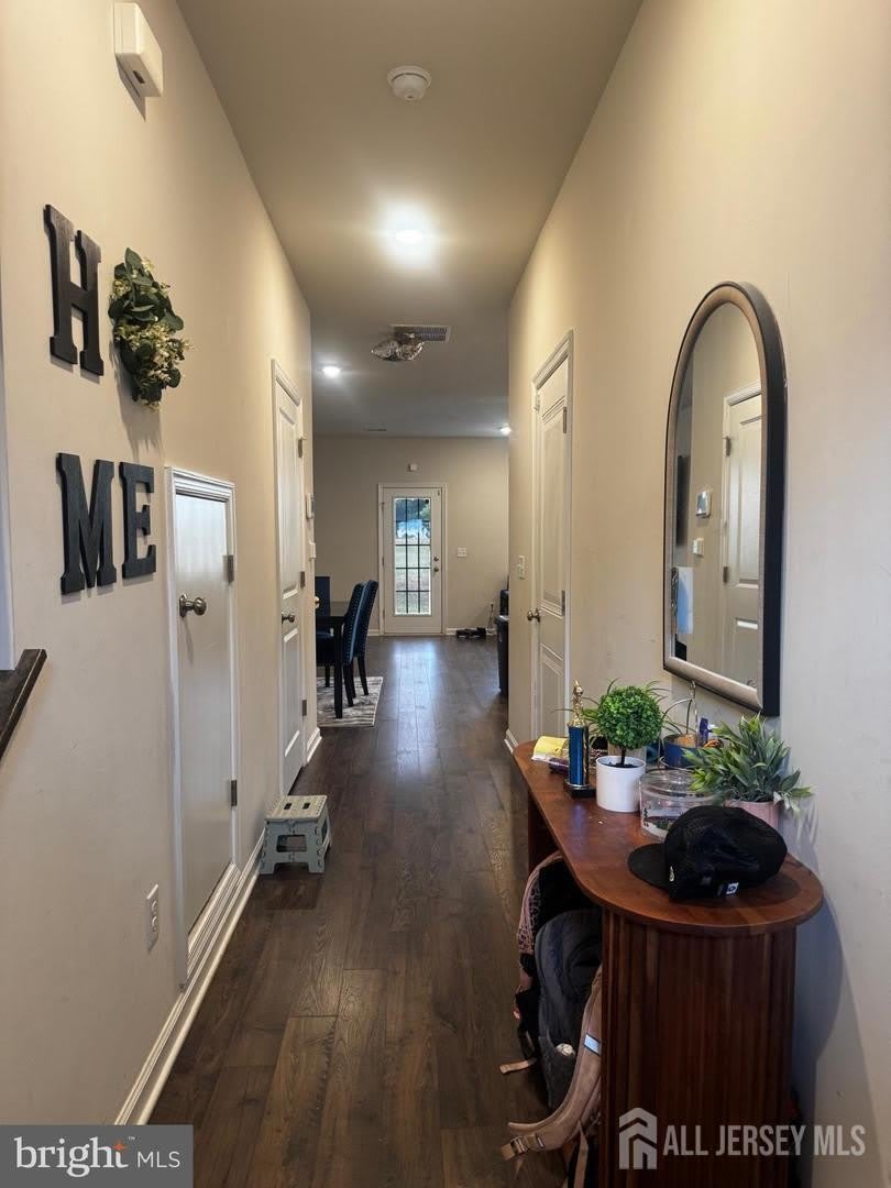 8 Peregrine Way – photo 1