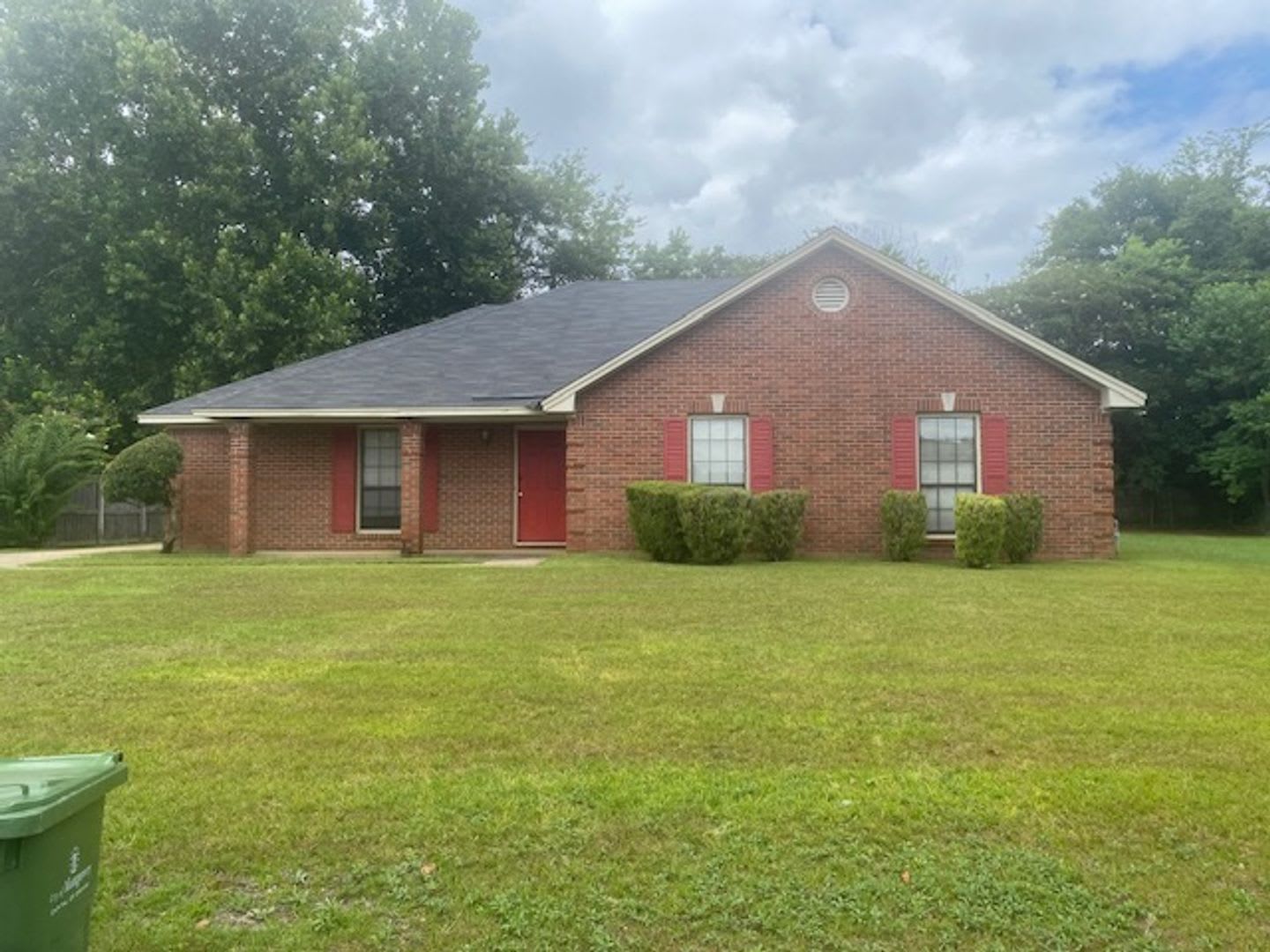 2313 Cedarwood Lane – photo 1