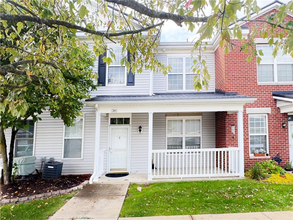 203 Sonie Dr – photo 1 of 24