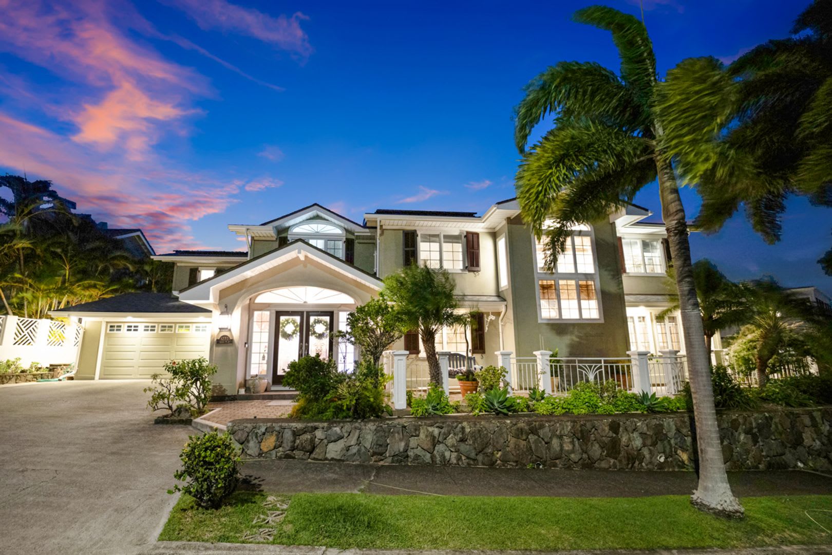 Luxury 4 Bed/4Bath Kailua – photo 1