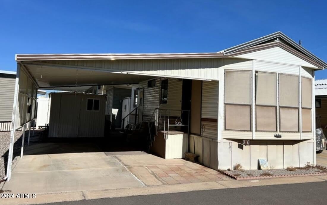 210 E Mesa Drive – photo 1 of 18