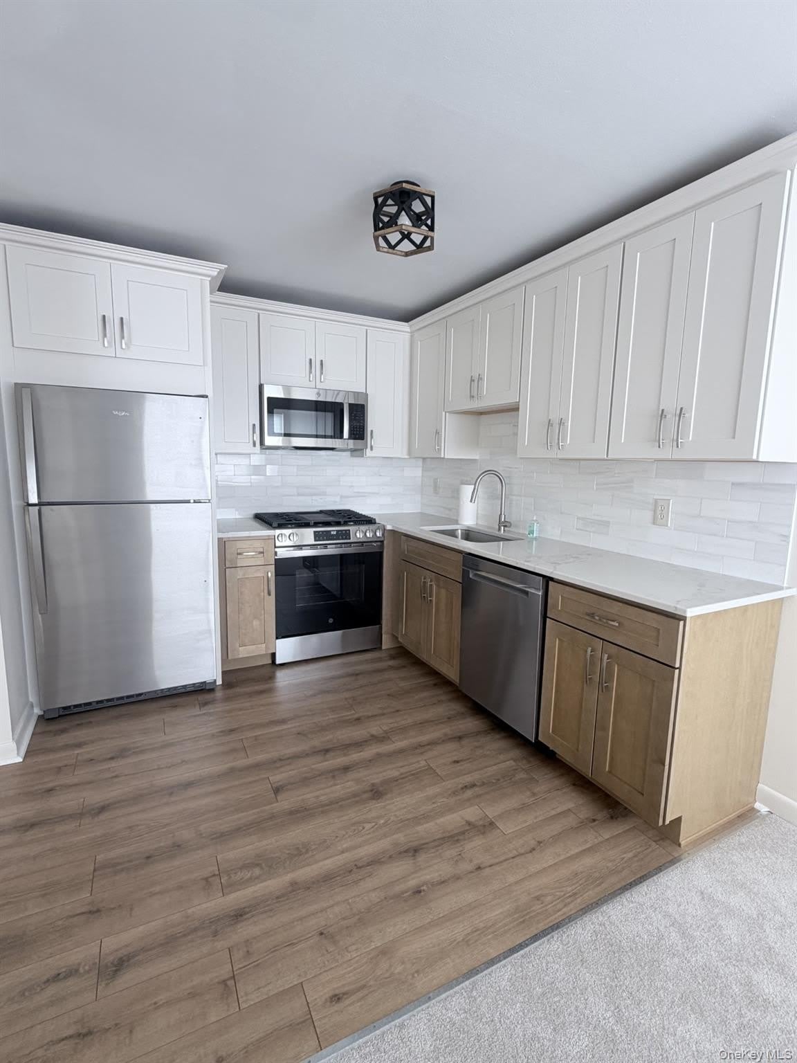 2740 South Road – photo 1 of 19