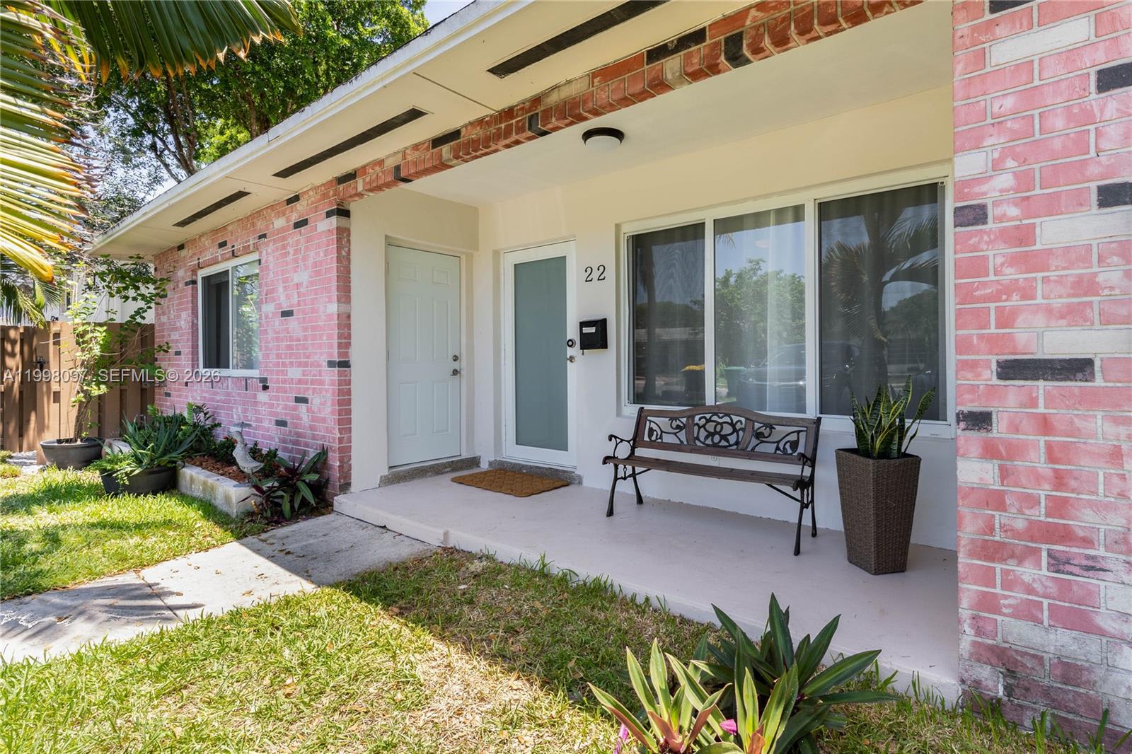 20 Se 13th Terrace – photo 1
