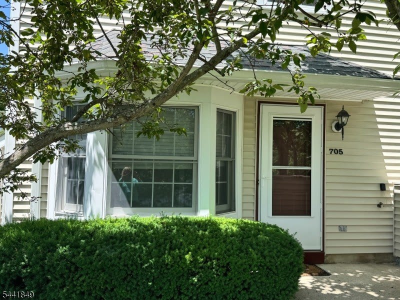 705 Bryant Dr – photo 1 of 116