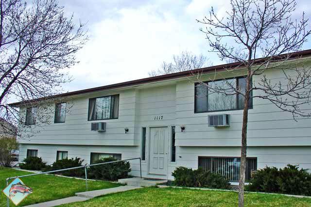 1117 17Th St West – photo 1 of 202