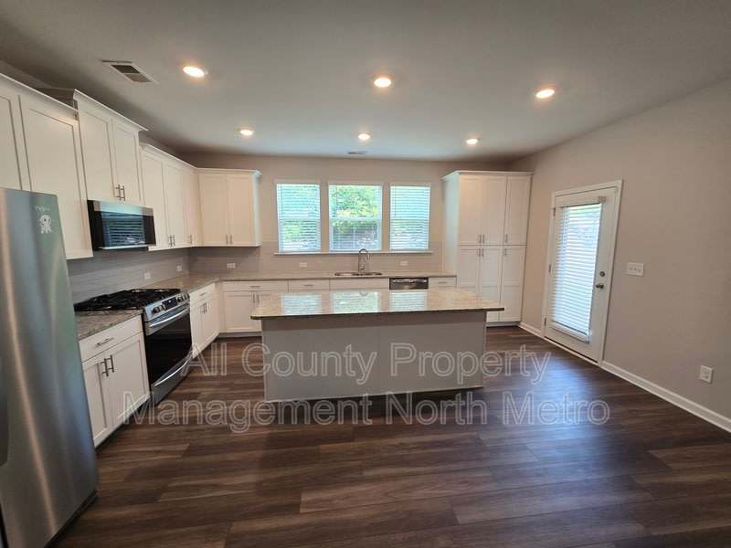 490 Tall Pines Terrace – photo 1 of 240