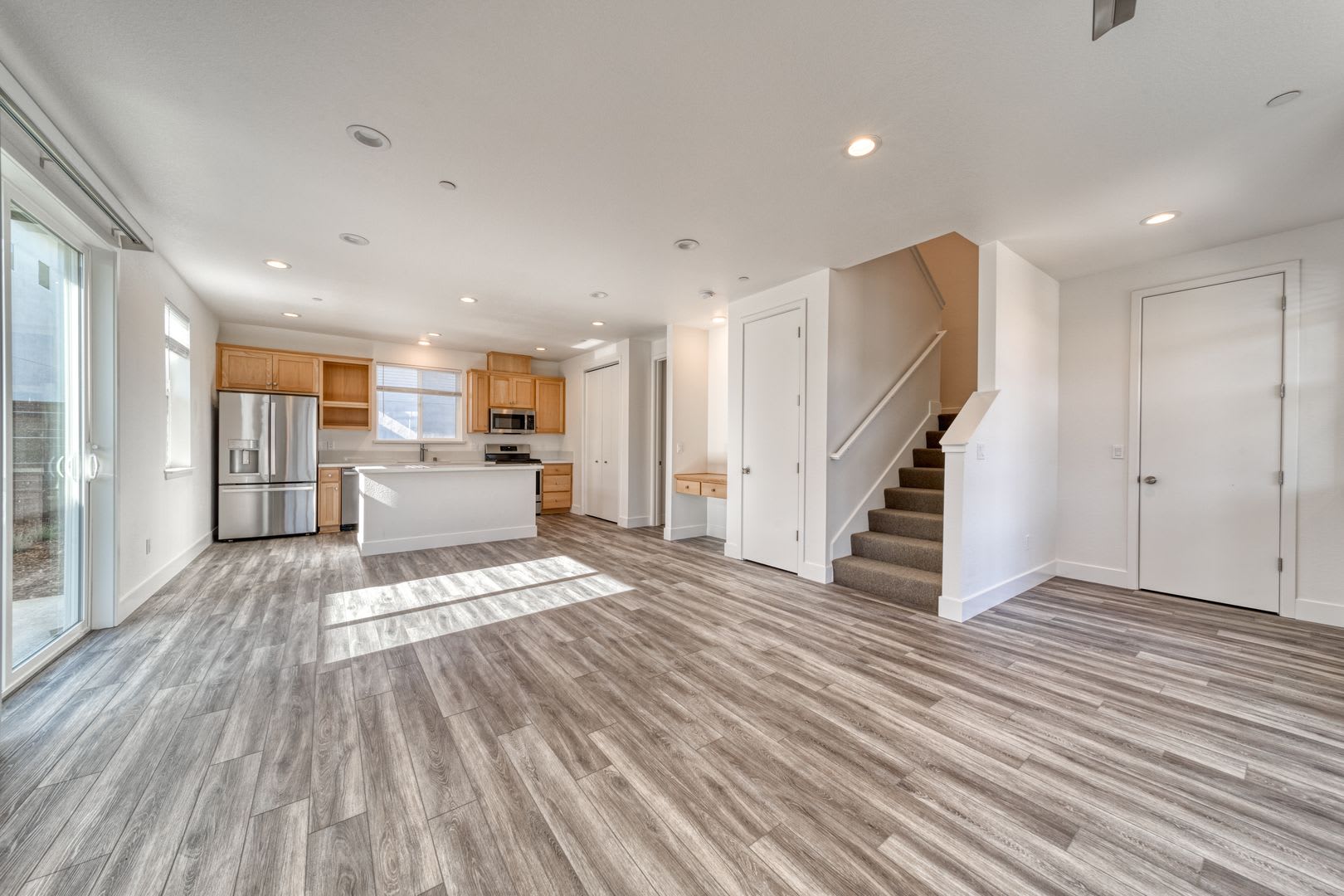 3 Bed / 2.5 Bath Home with 2 Car Garage + Yard Available Sept. 21st – photo 1