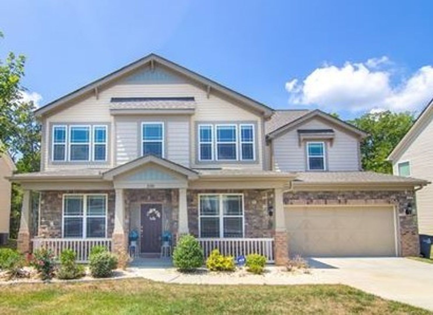 Great Home With Community Pools & Tennis – photo 1