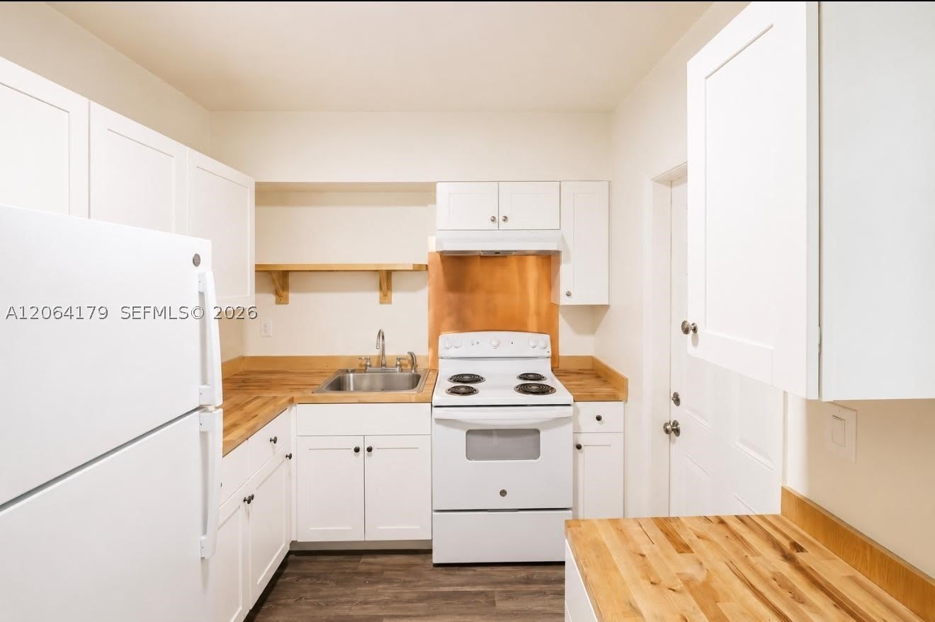 5623 Nw 4Th Ave – photo 1