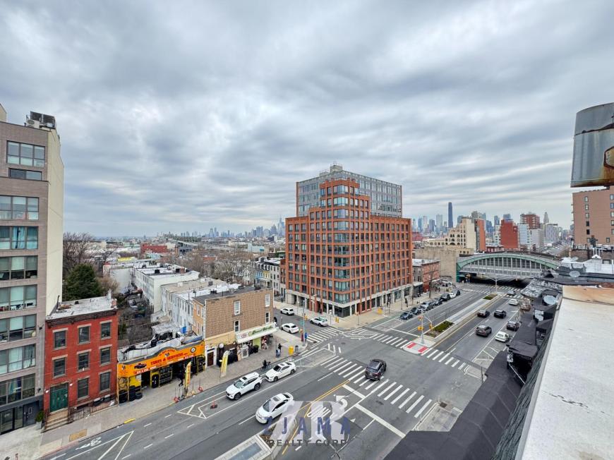 475 Fourth Avenue – photo 1