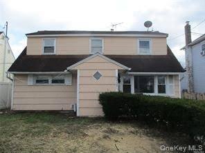 323 Peninsula – photo 1 of 12