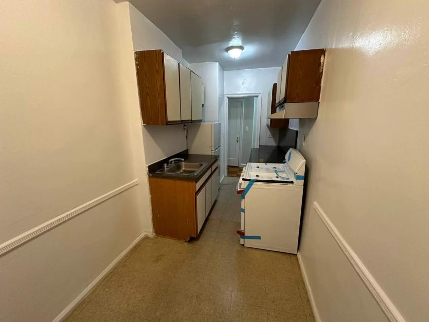 128 Sherman Avenue – photo 1