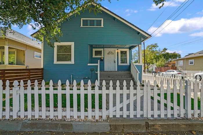 3900 3rd Avenue – photo 1