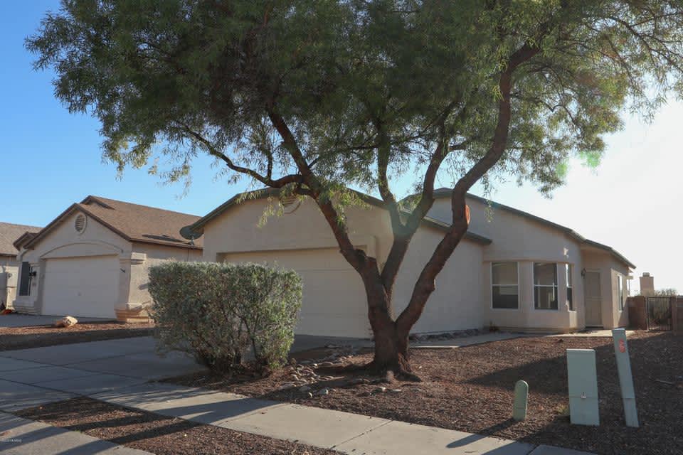 9258 E Muleshoe St – photo 1