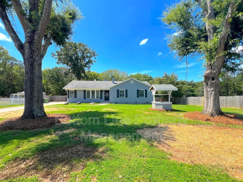 17120 Green Hill Rd – photo 1 of 429