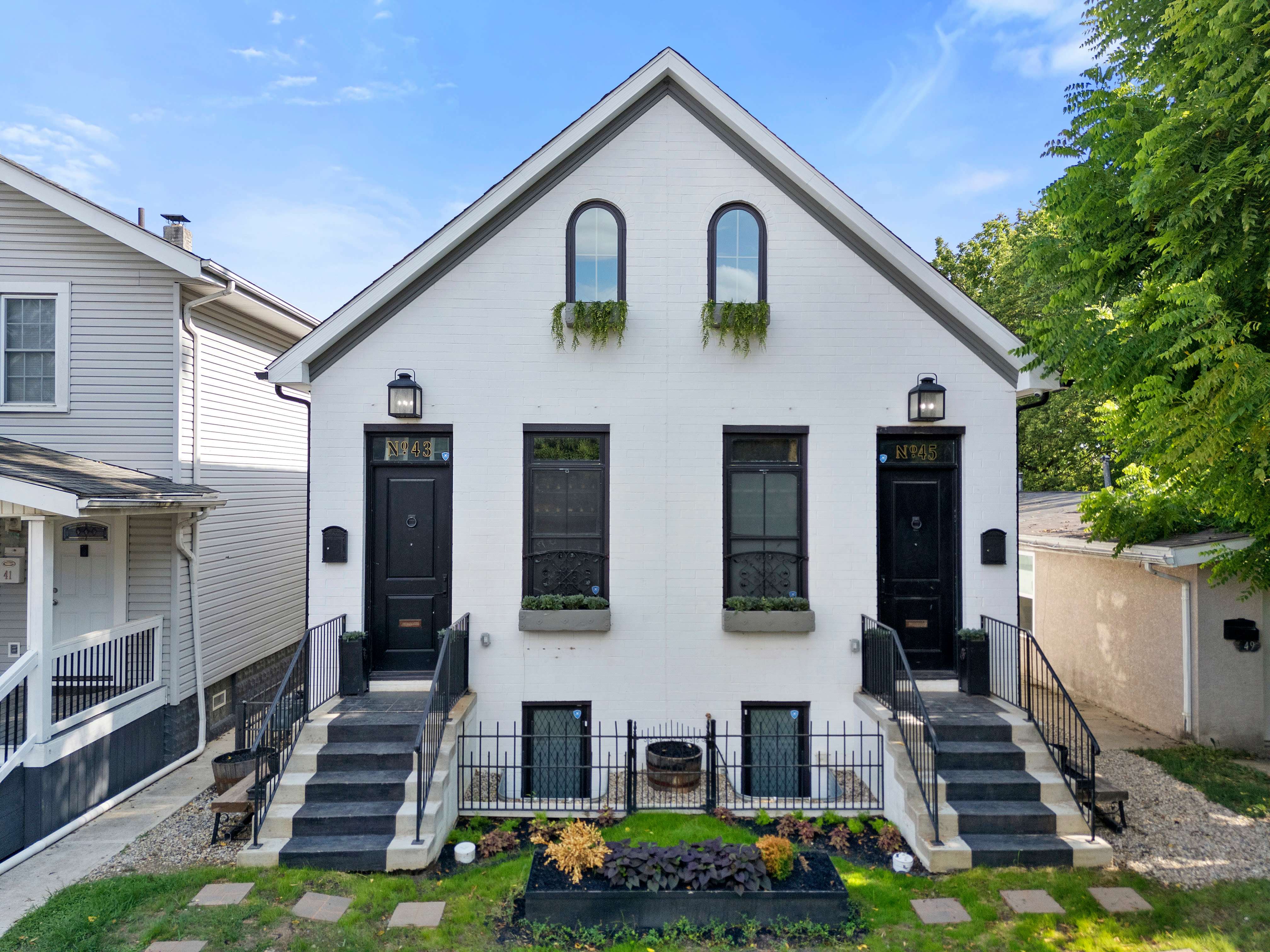 43-45 West Markison Avenue – photo 1