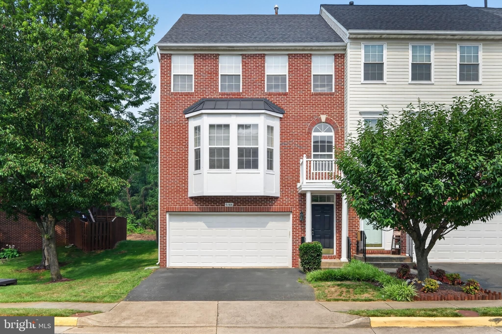 5166 BALLYCASTLE Circle – photo 1 of 44