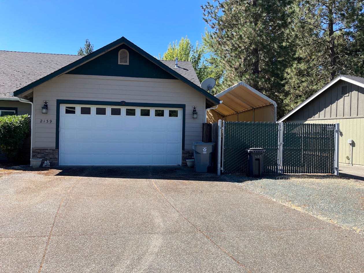 2139 Southwest Ford Street – photo 1