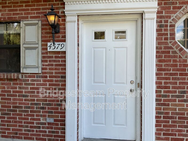 4579 Burchdale St – photo 1 of 19
