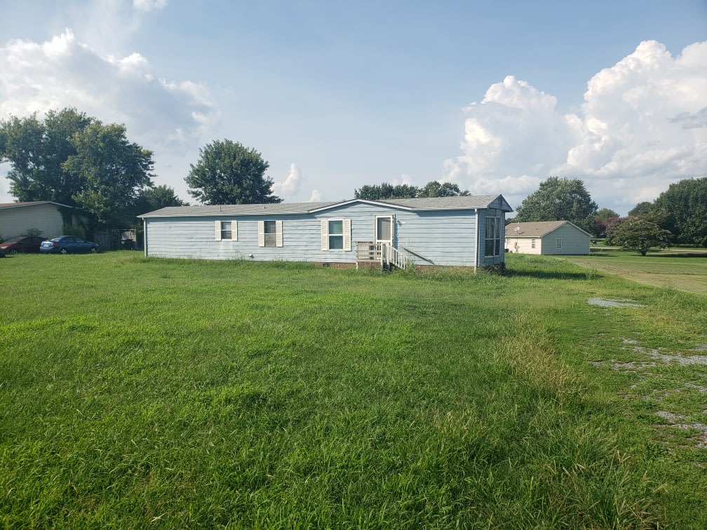 5006 Willow Run Drive – photo 1 of 10