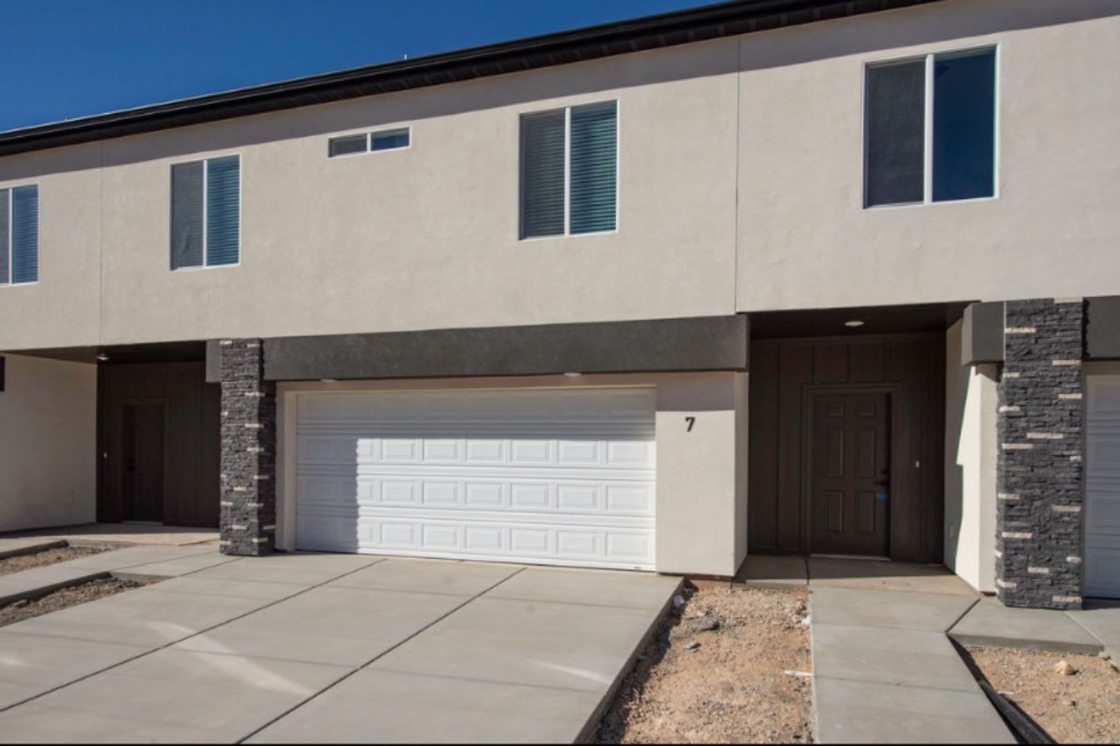 Cross Hollow Home – photo 1
