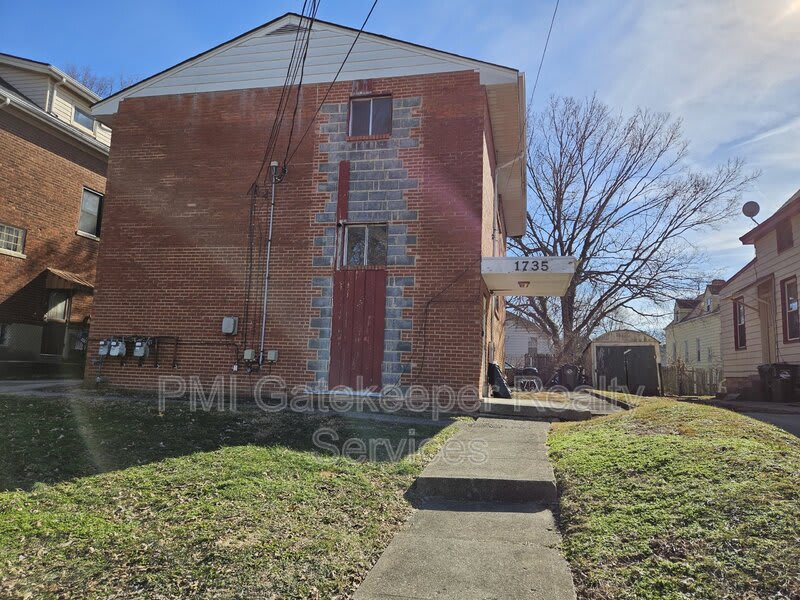 1735 Mills Avenue – photo 1 of 14