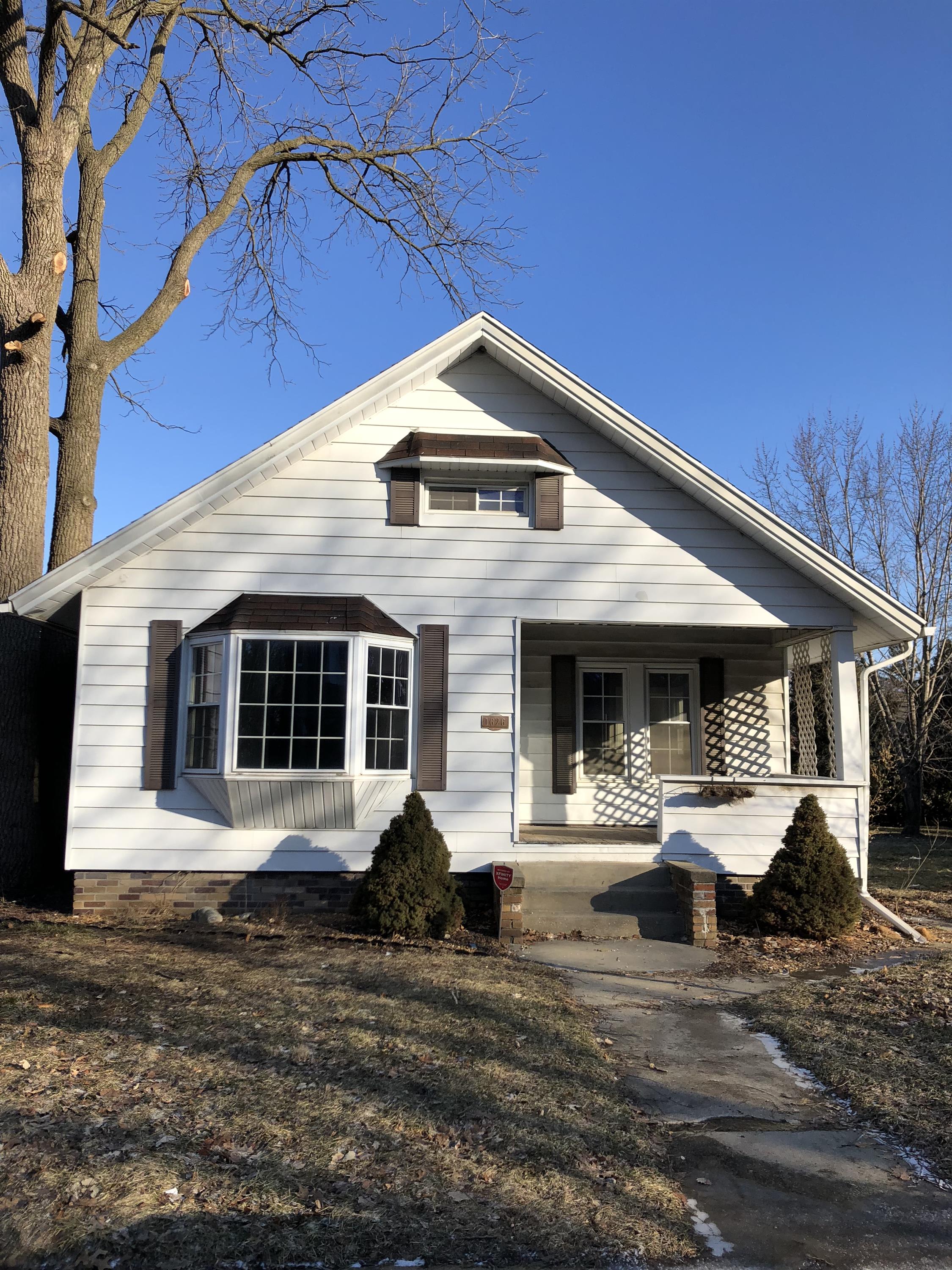 1626 West Clark Street – photo 1