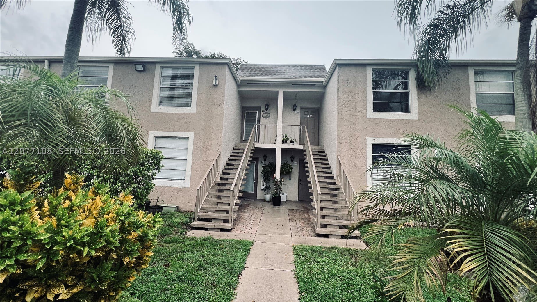 1020 NW 80th Ave – photo 1
