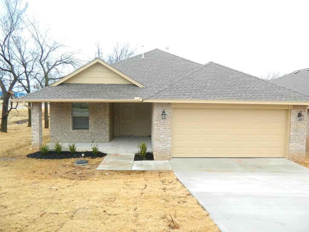 1025 Creek Side Dr – photo 1 of 18