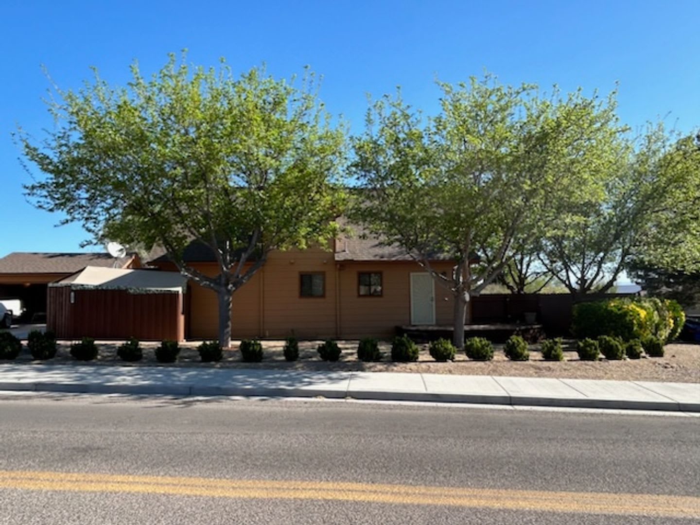 Coming Soon Completely Furnished 2 Bedroom Home With Loft Contact Property Pros Property Management – photo 1 of 15