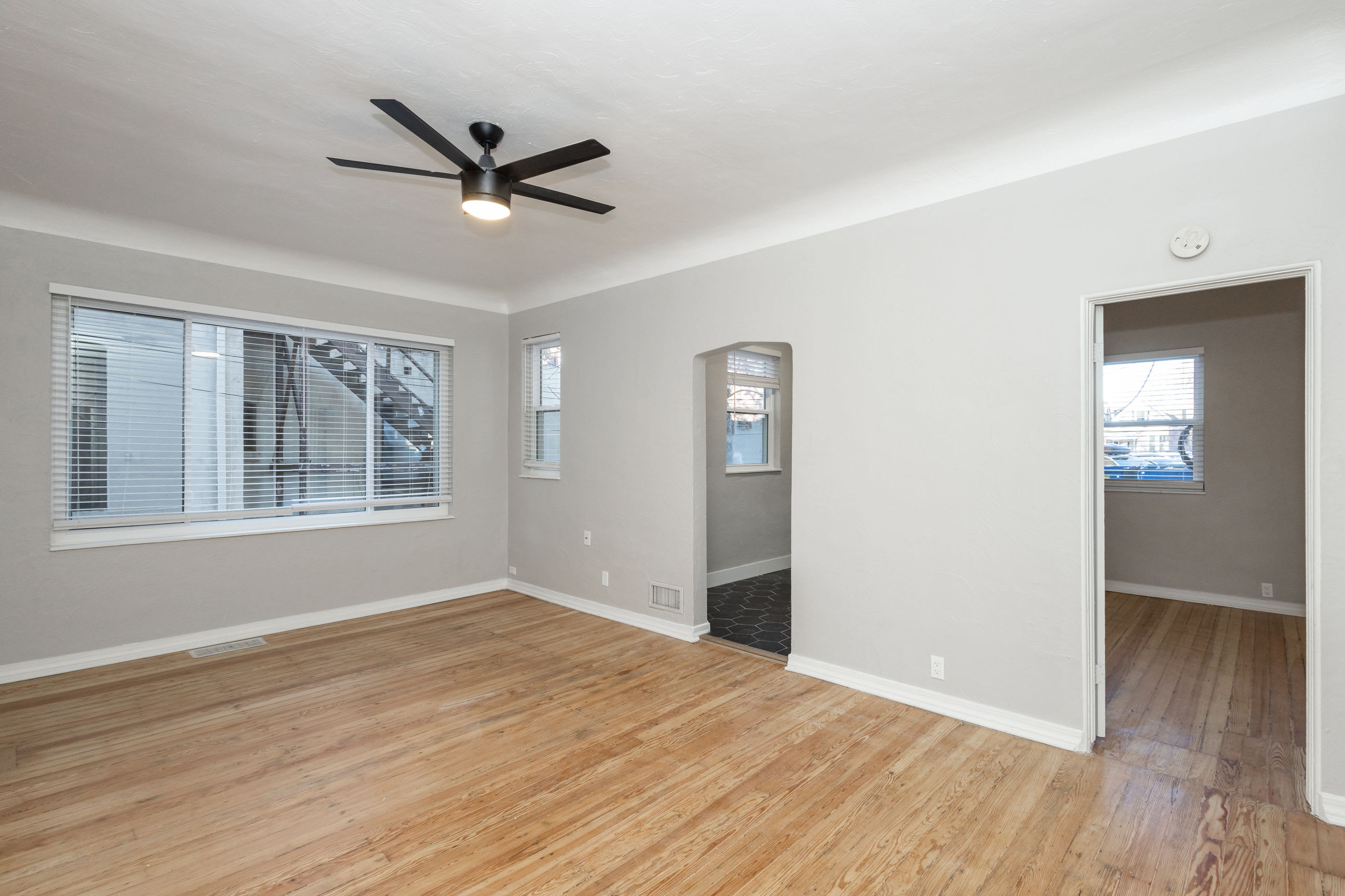 1030 Washington – photo 1